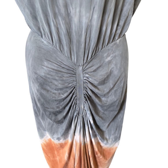 Elegant Gray and Orange Maxi Dress - Picture 4 of 9